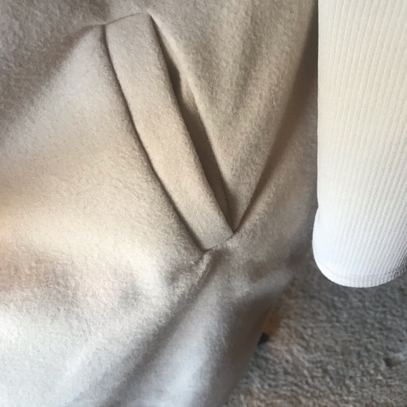 Cream Wrap Jacket/Sweater Medium EUC - Picture 3 of 8